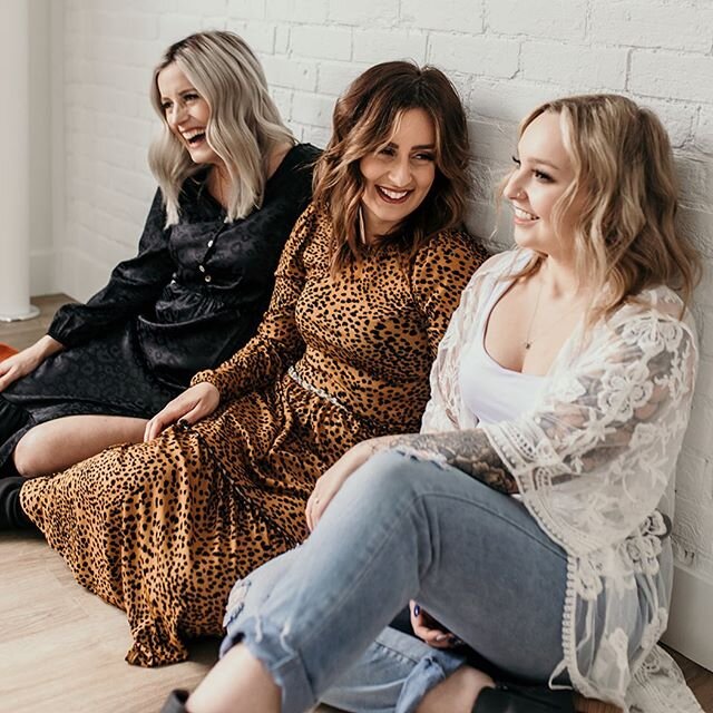 Happy international women&rsquo;s day to all our pretty ladies. And an extra special shootout to the two badass women to either side of me, @colourbykrysta and @the_hairwisperer for being driven, talented and genuinely beautiful inside and out. Hug y
