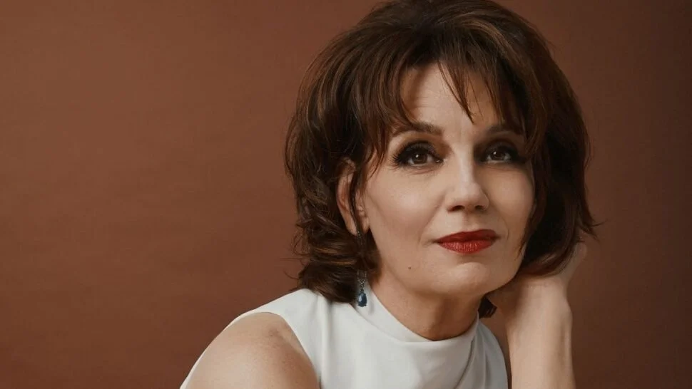 Beth to Receive Sarah Siddons Society Award