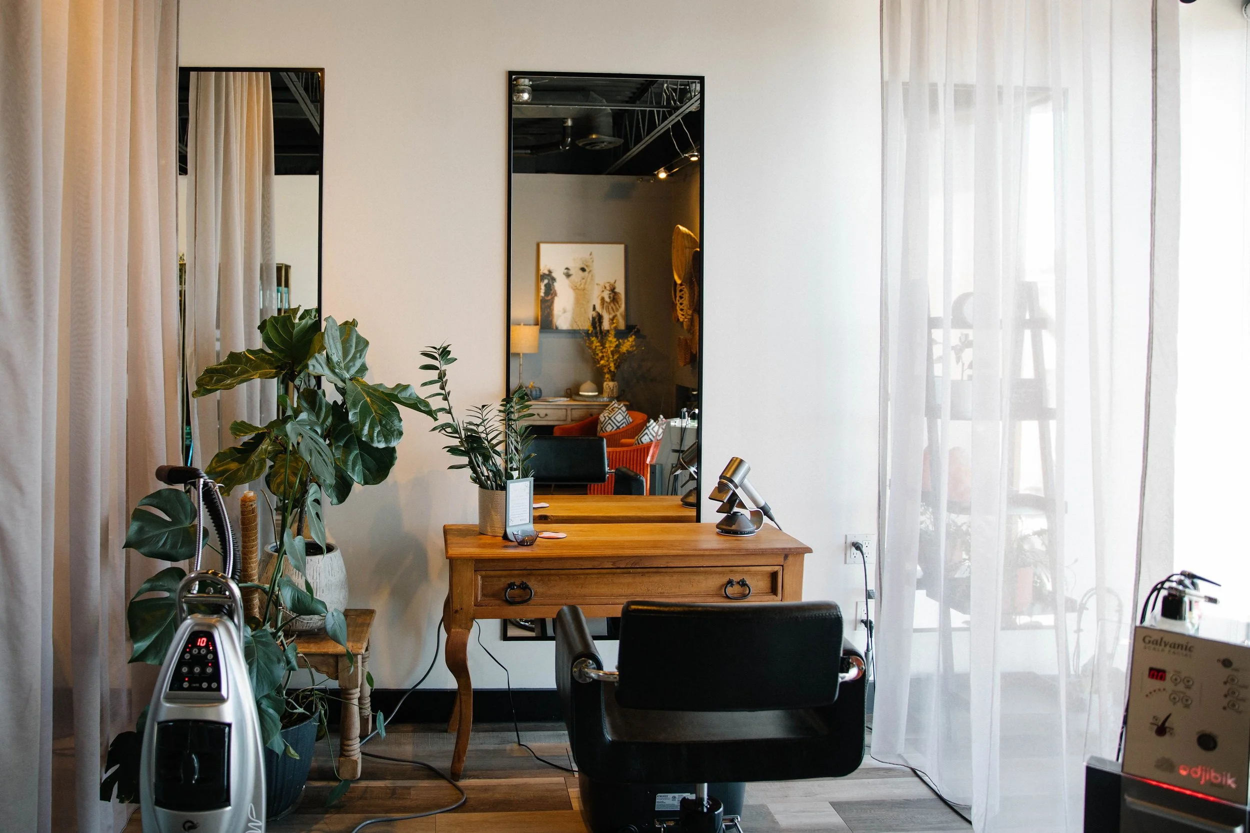 Odjibik Scalp Facial Treatment at gyoker hair