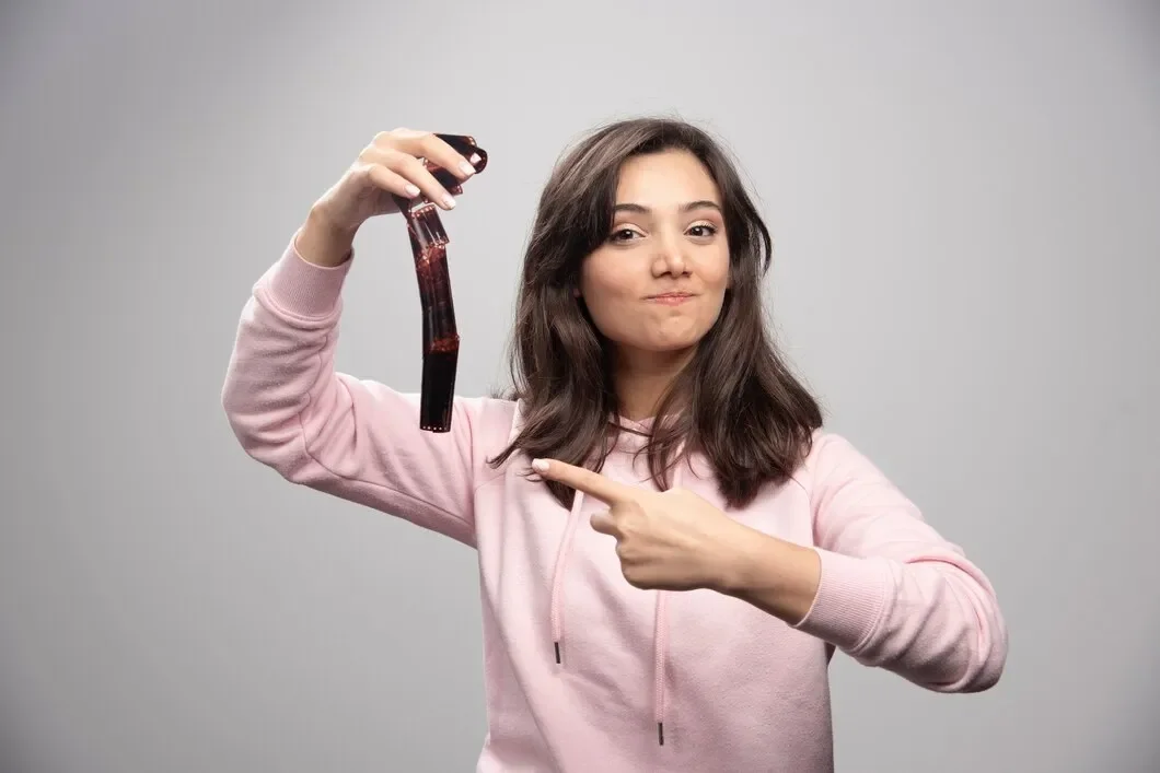 Tape-In vs Hand-Tied Hair Extensions: Which Is Better?