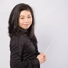 Elim Chan '09 Conducts the SF Symphony