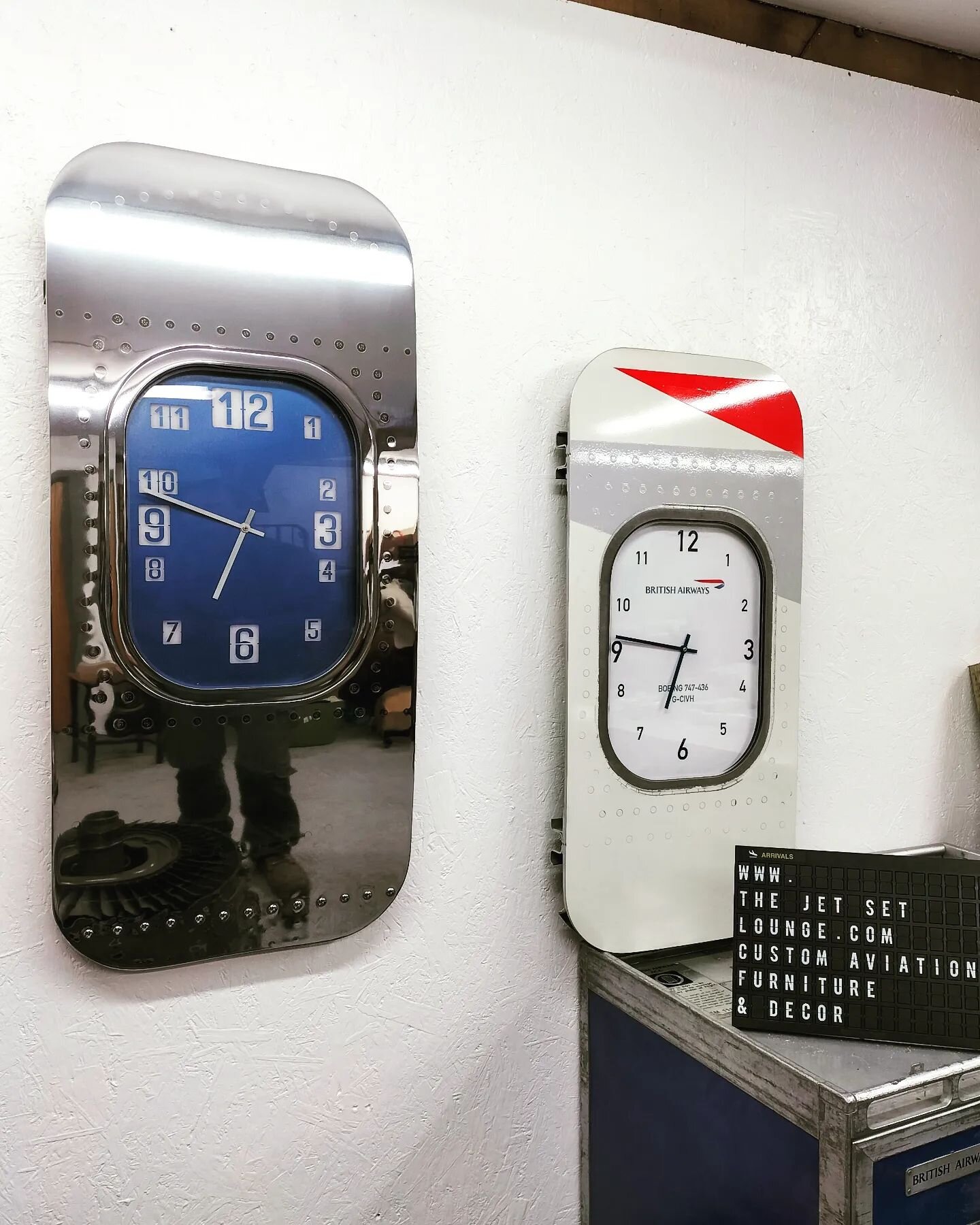 Made to order and customisable Boeing clocks made from genuine plane windows.
#b747 #b777 #aviation #interior #boeing #mancave #britishairways #queenoftheskies #aviationdecor #speedbird #largewallclock #largeclock #uniquegifts #pilot #cabincrew #inte