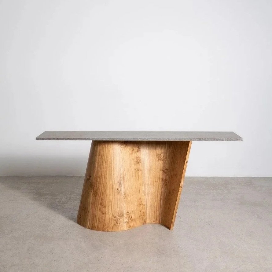 Altor console table