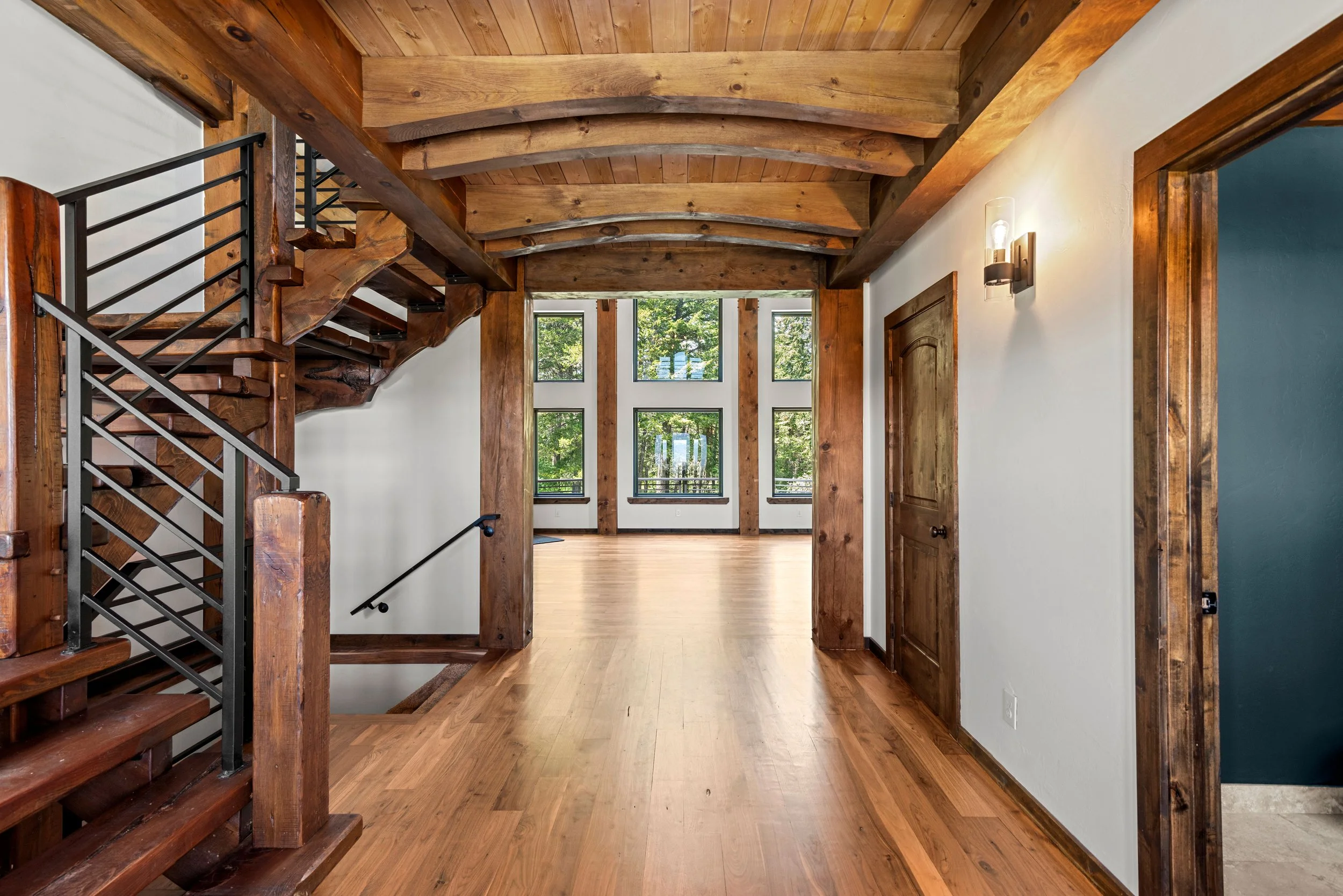 Entryway of ranch home in Soda Springs ID - Gloho Real Estate Photography