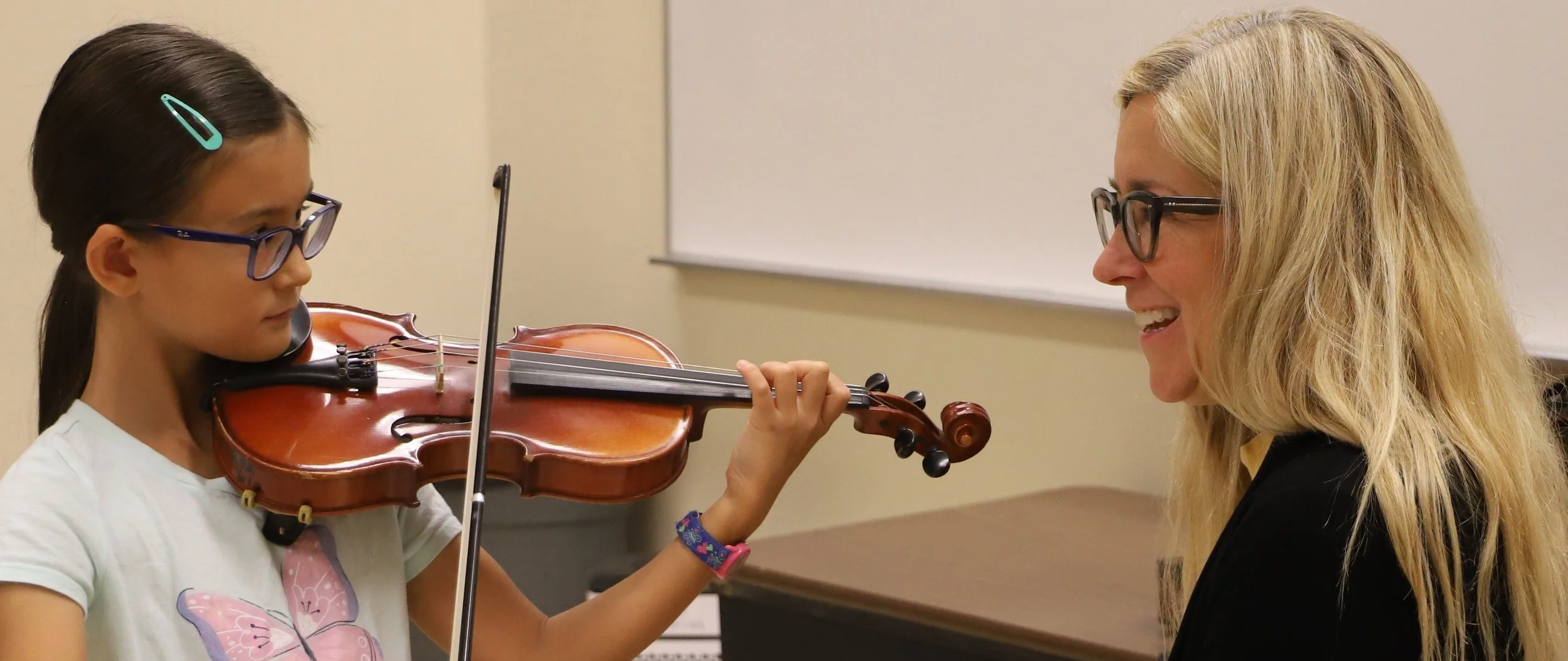 Me teaching other student cropped.jpeg