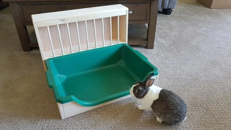 XL EZ Entry Hay Feeder Litter Pan for Rabbit — BUNNY BEDS BEYOND