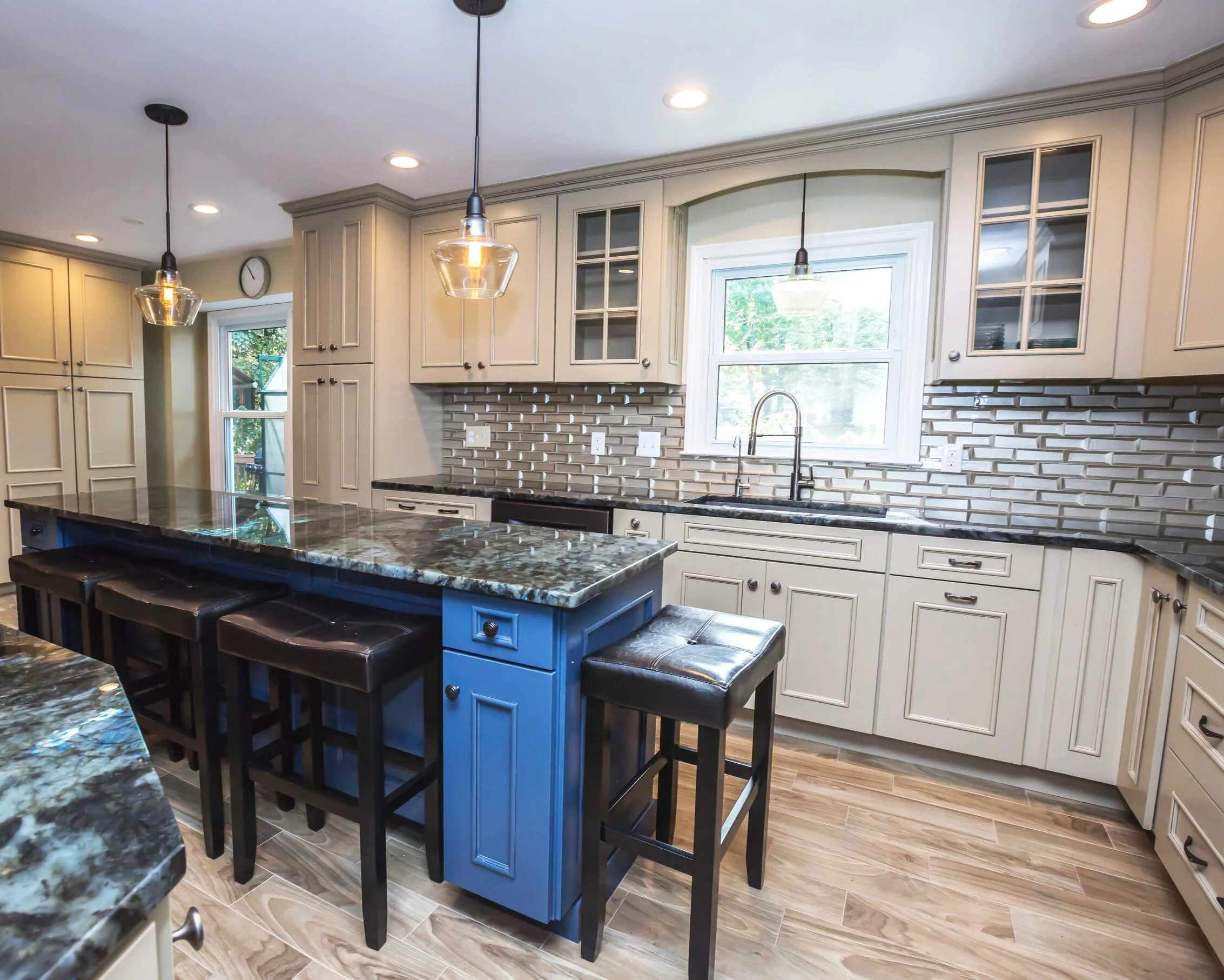 The Pair. Click to see more!