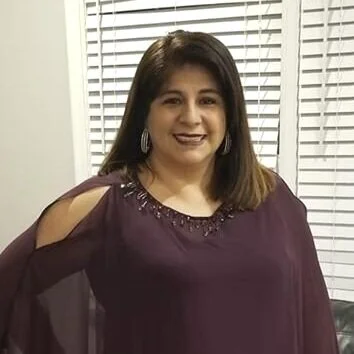 Yakeline MorenoYakeline is our store manager, as well as being the co-founder of J &amp; M. Yakeline and Javier met in college; the two have been inseparable ever since - forming J &amp; M after immigrating to the United States. Yakeline is in charge of managing all activities (both administrative and financial) the company takes on.