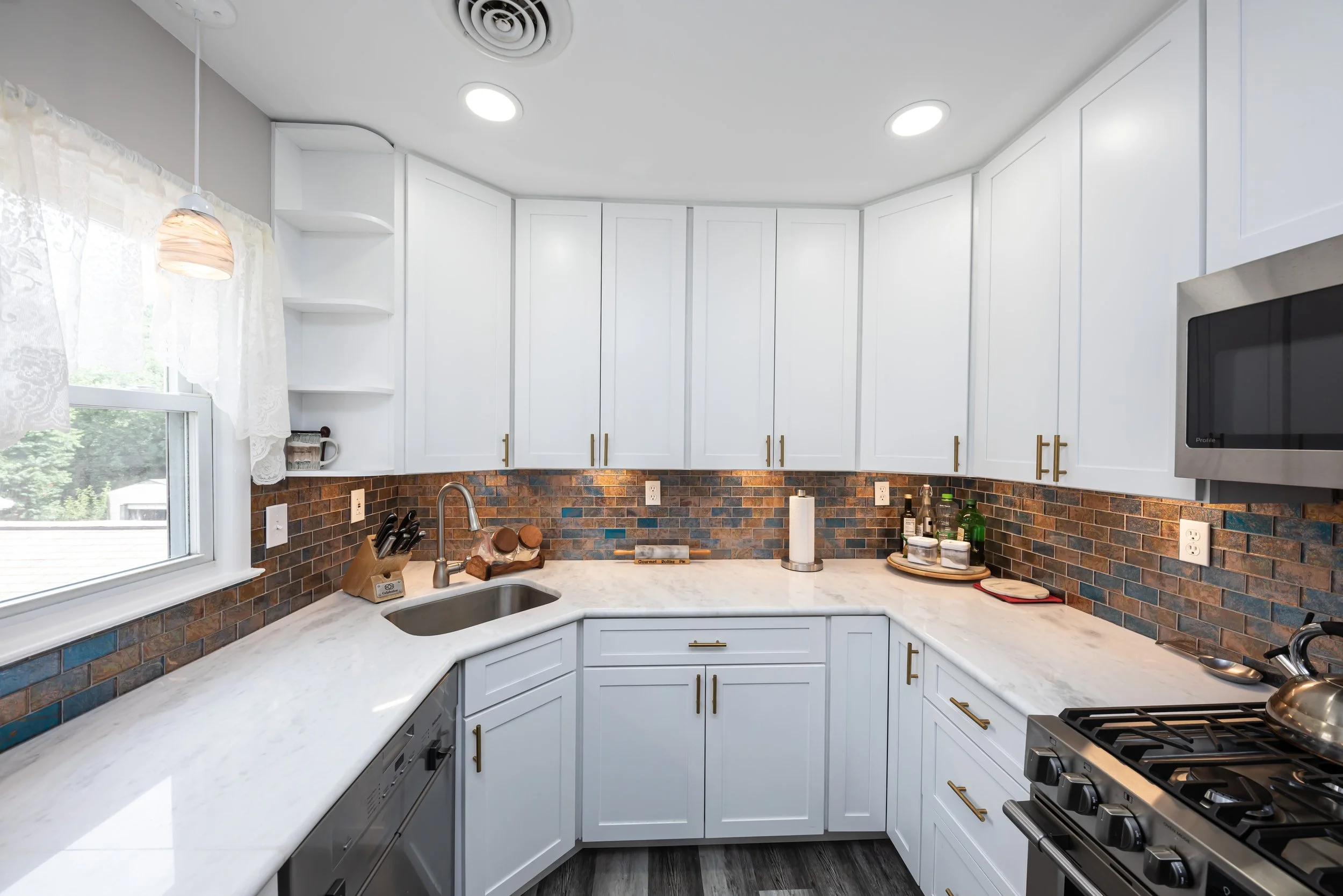 Kitchen Remodel in Arlington, VA by J & M Tile, Granite and Marble, Inc. — Project 2 project photo