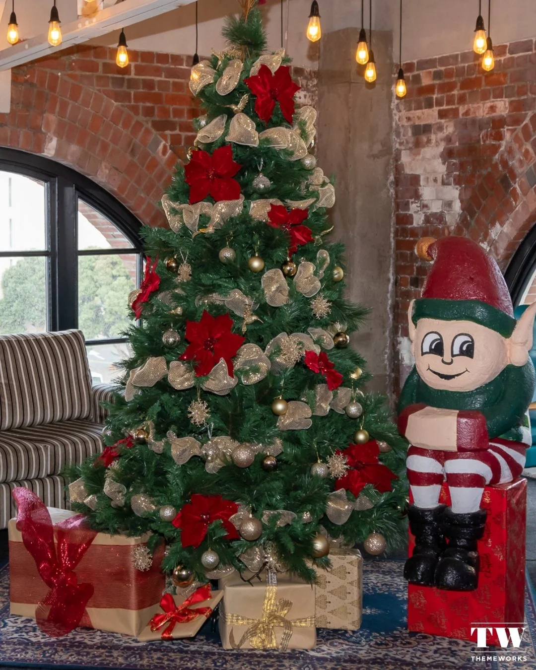 Six months until Christmas 🎄 and we are already dreaming up something magical. Whether you need a full festive fit-out, gorgeous Christmas trees or just the right finishing touches, we have you covered. Offices, shops, events; we set the scene so yo