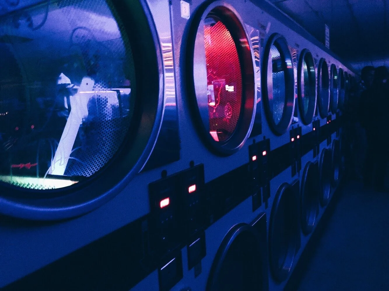 LAUNDROMAT