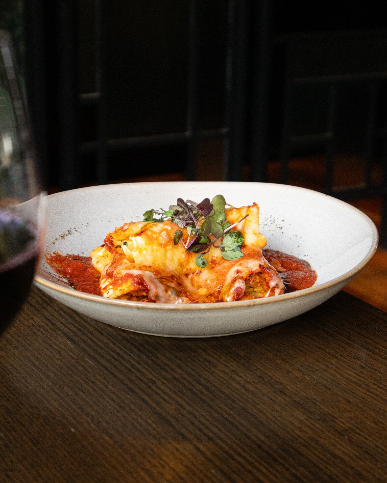 Have you tried our Chefs' Specials this week? Our Cannelloni filled with ricotta and spinach, tomato sugo, parmesan.
Book your table now!

#thecamden #specialoffer #foodphotography #whatson #foodlover #foodies #foodpics #promo #deal #discount #foodga