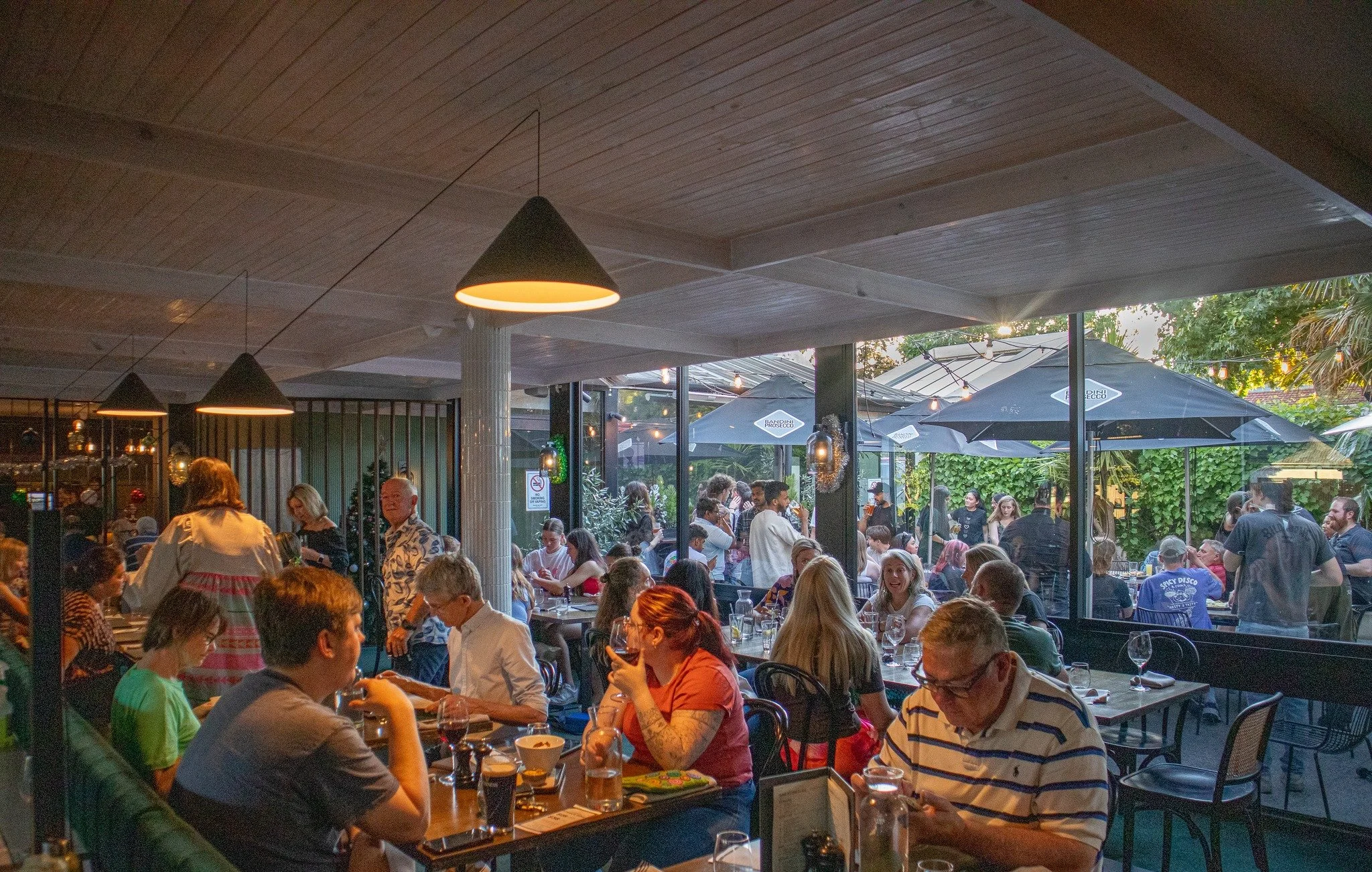 Christmas is just around the corner, and we&rsquo;d love to celebrate it with you! Bring your favourite people, friends, family, or colleagues and enjoy a festive gathering filled with good food and holiday cheer. ✨🎄
Bookings are already filling up 