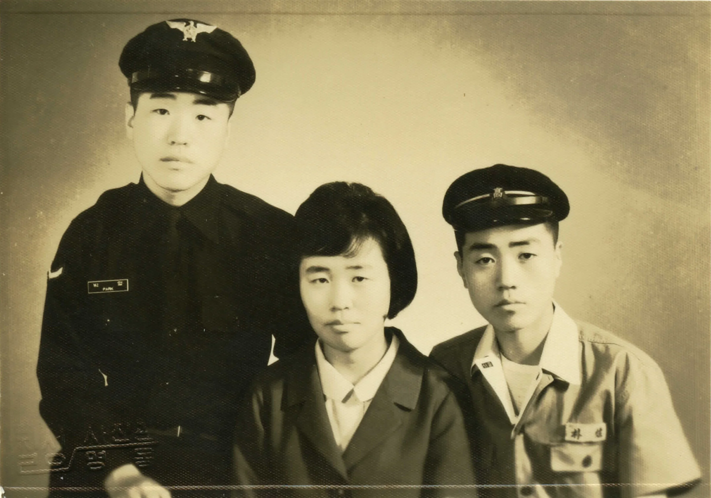 threesiblings.jpg