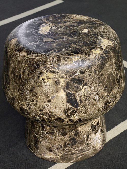 ClassiCon - Détails marbre table d'appoint BELL (2).jpg