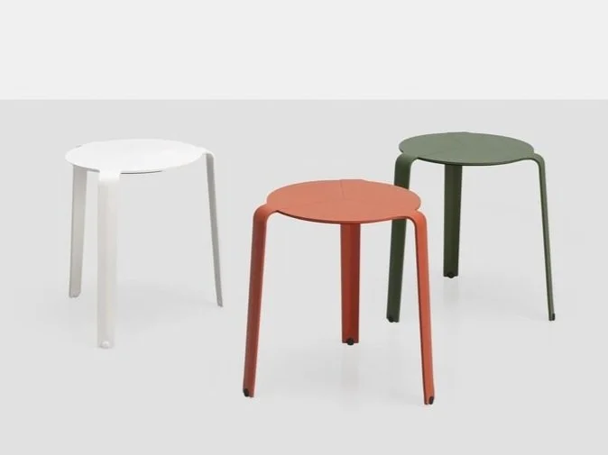 Kristalia+-+Tabouret+PALETTE+empilable+%5B3%5D.jpg
