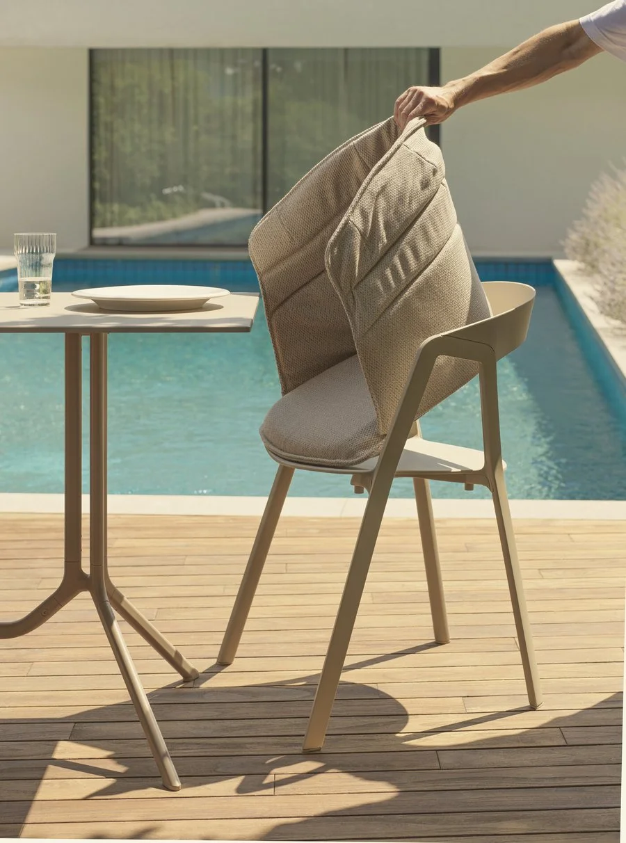 Kristalia - Nouveau coussin amovible outdoor COMPAS [2].jpg