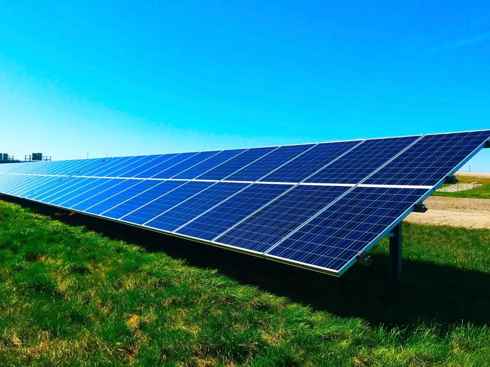 What we do — Lightyears Solar