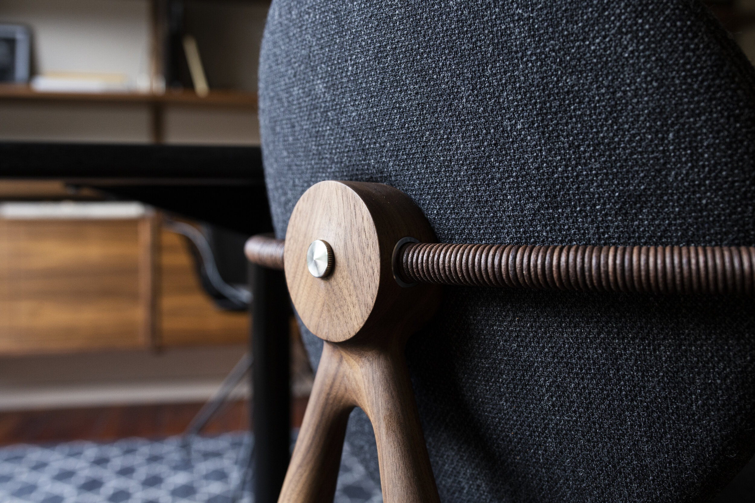 O&D Circle Dining Chair
