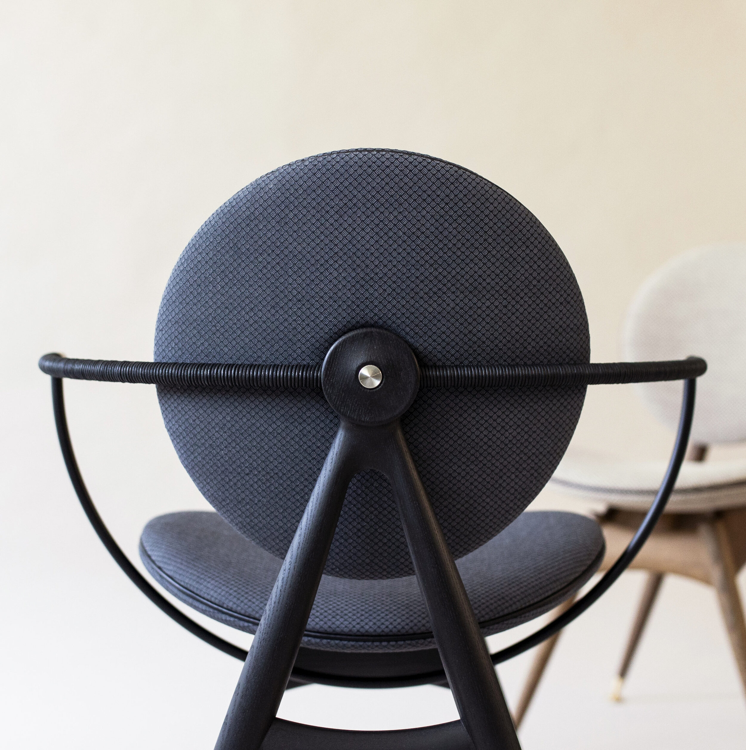 O&D Circle Dining Chair