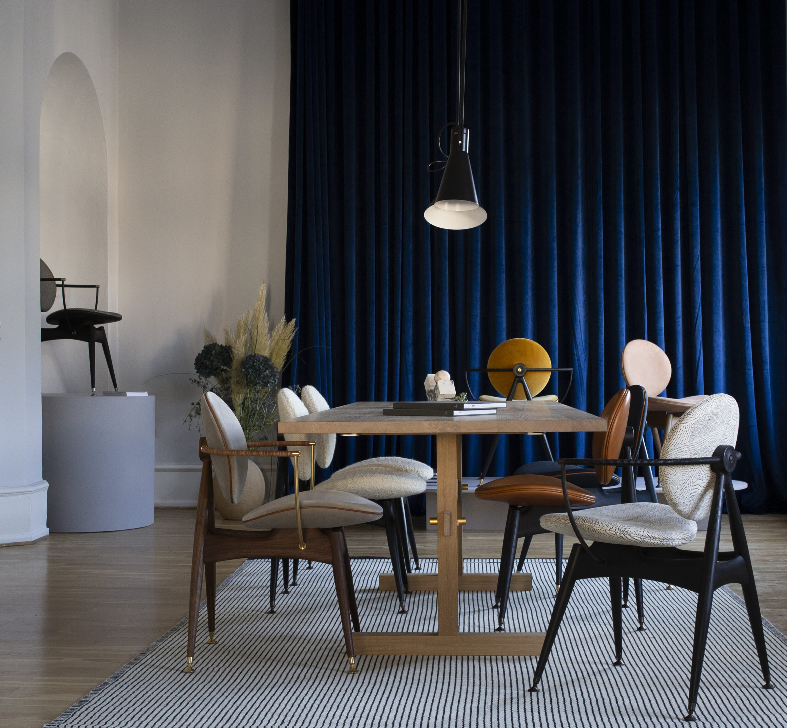O&D Circle Dining Chair