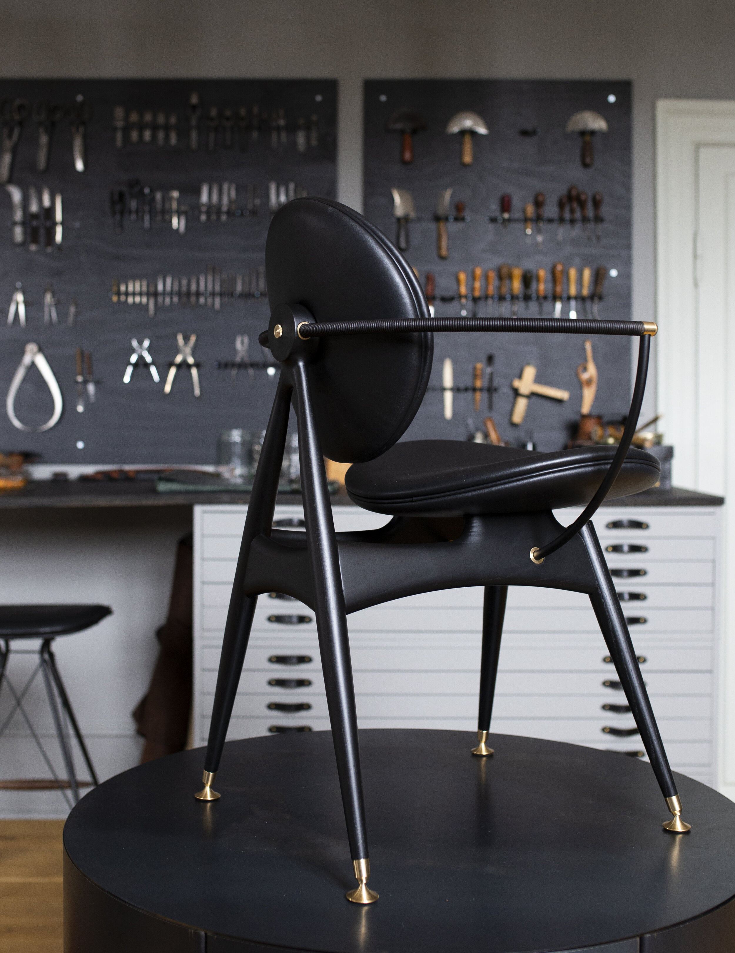 O&D Circle Dining Chair