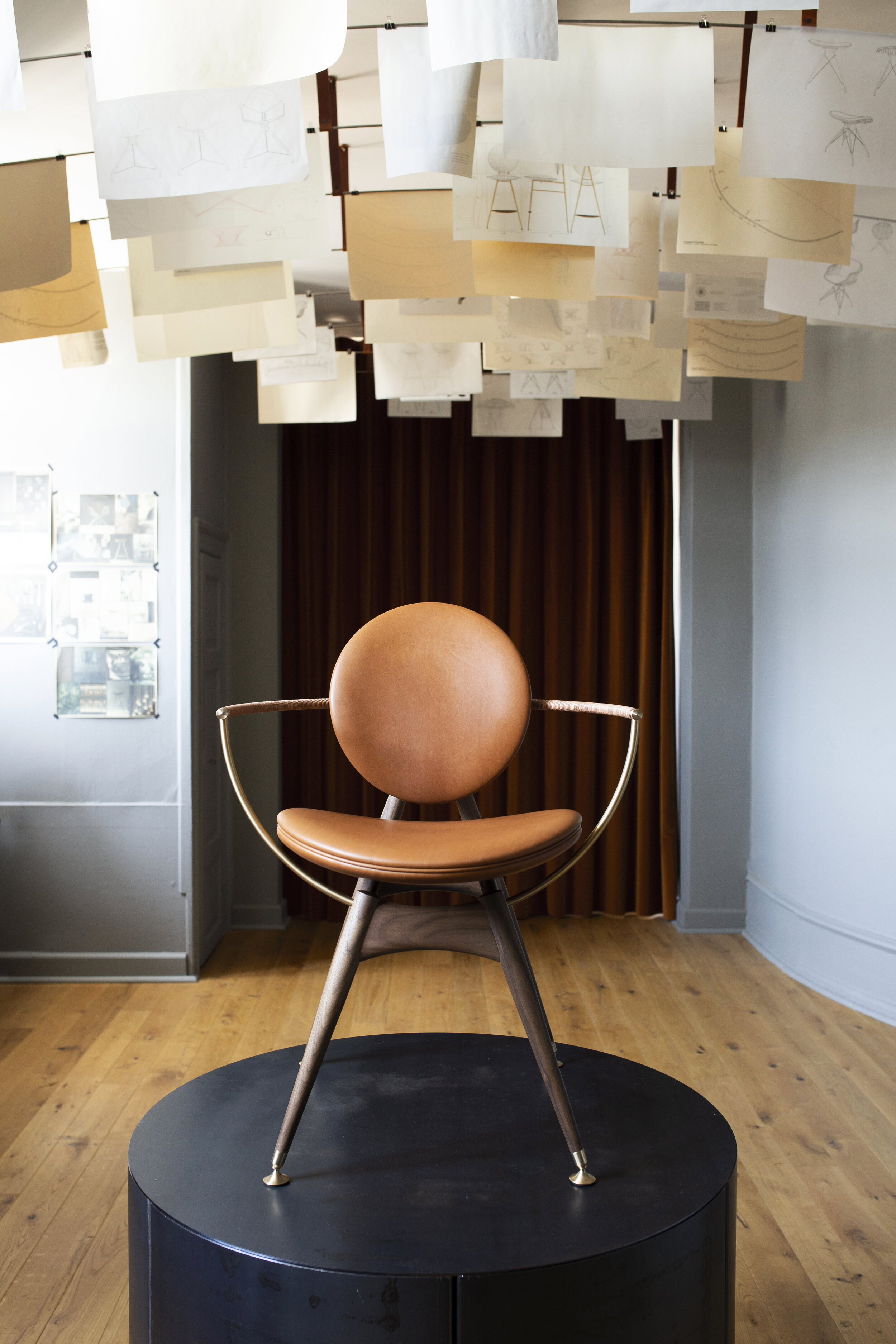 O&D Circle Dining Chair