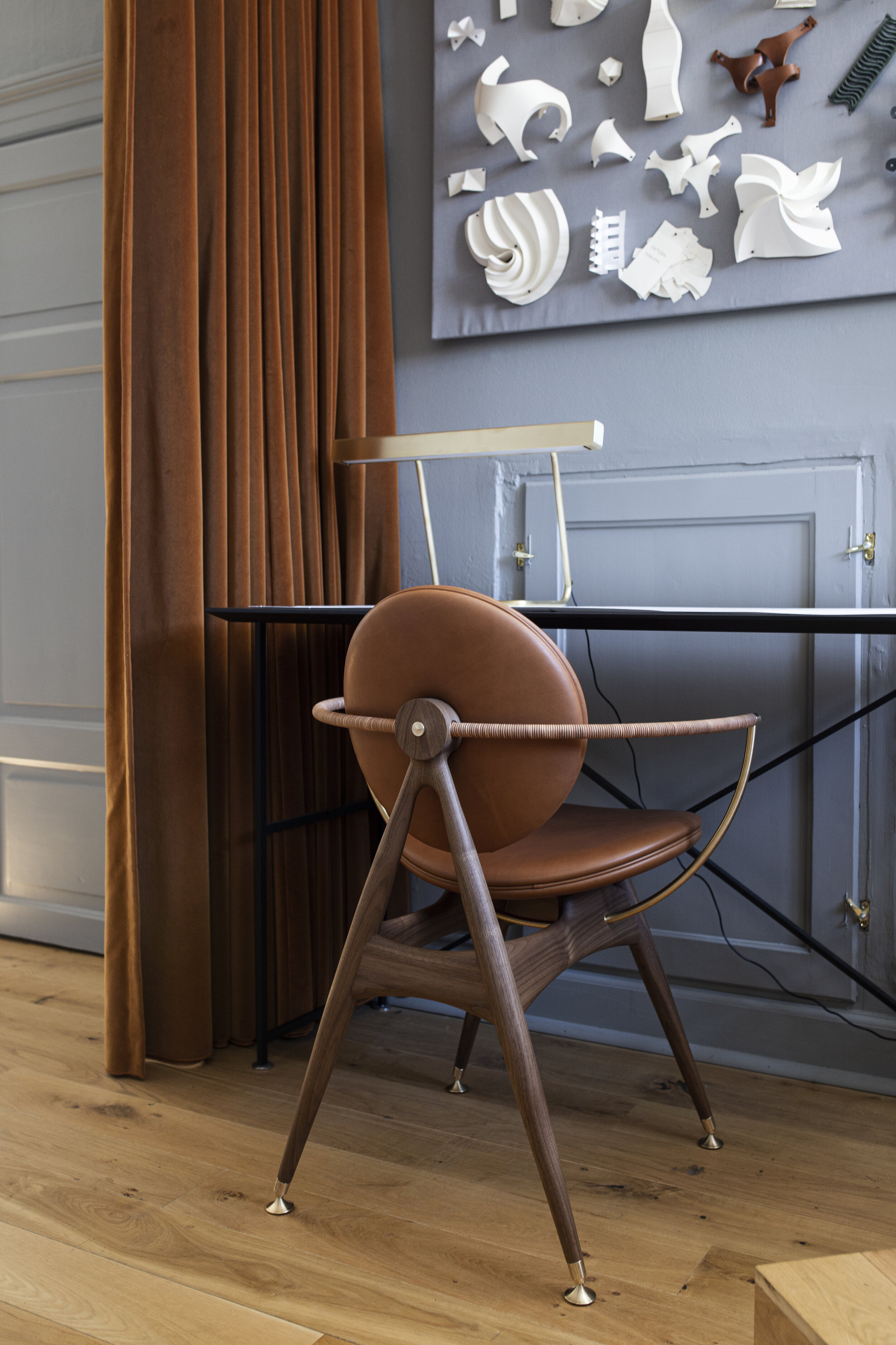 O&D Circle Dining Chair