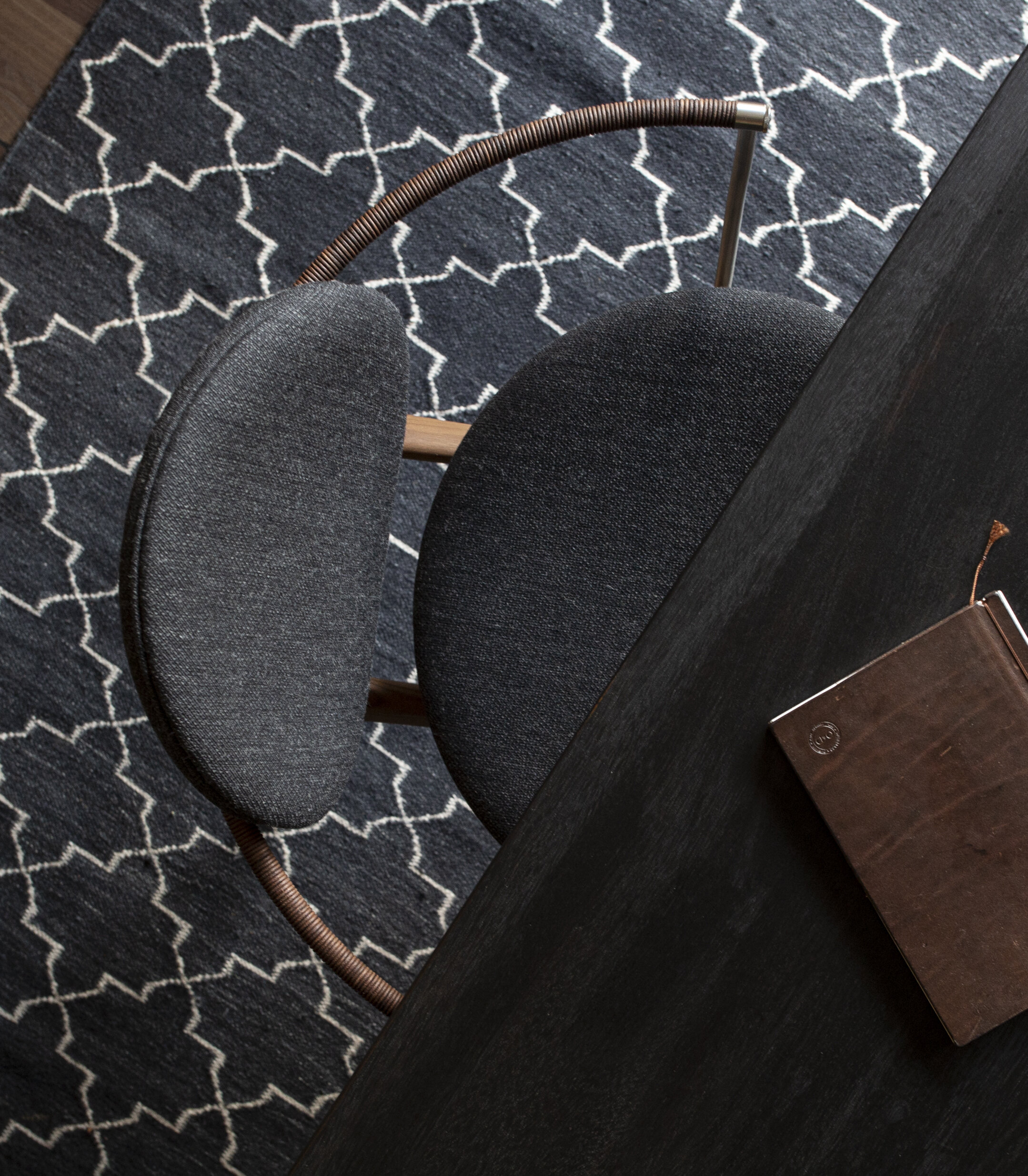 O&D Circle Dining Chair