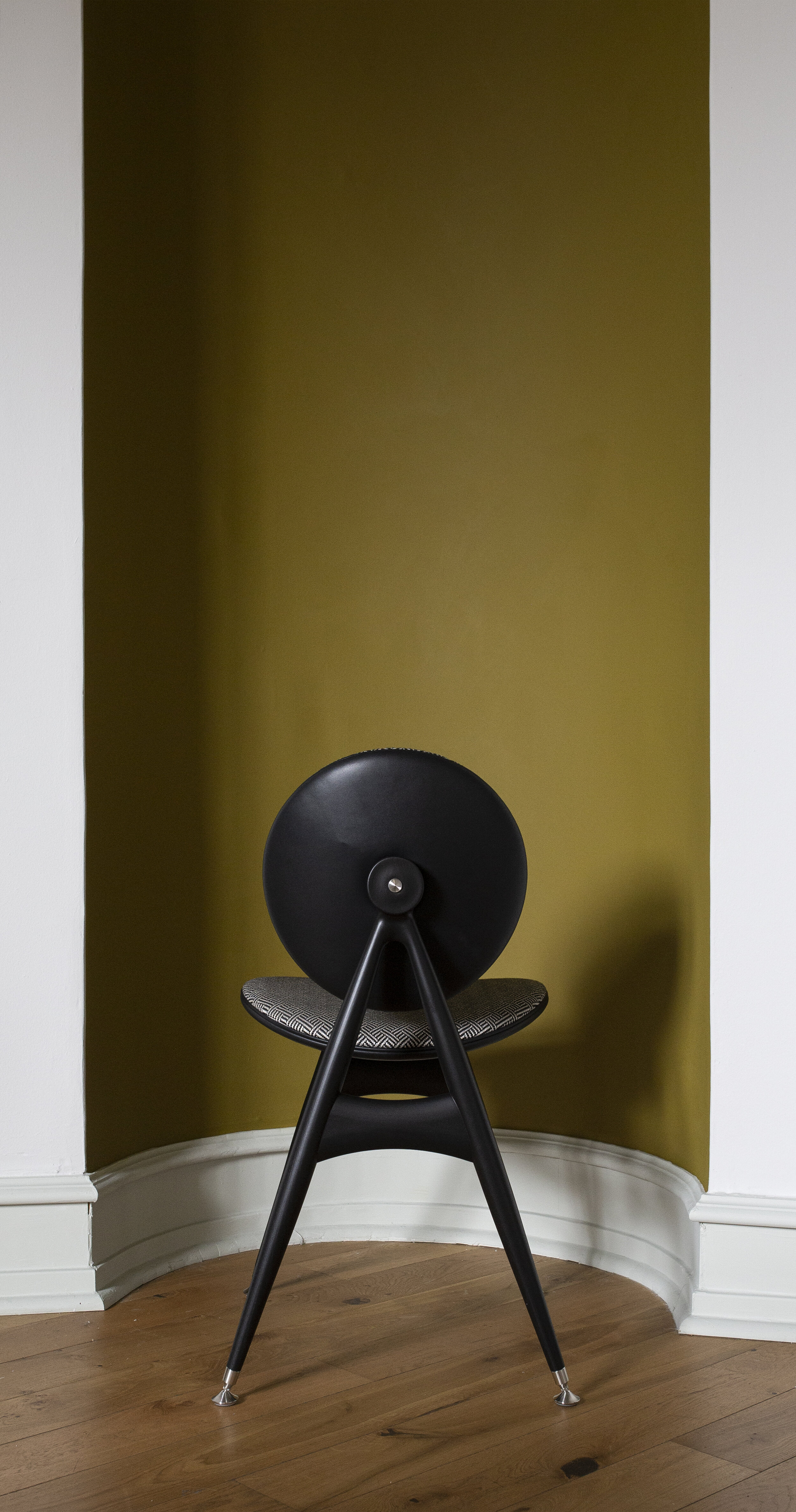 O&D Circle Dining Chair