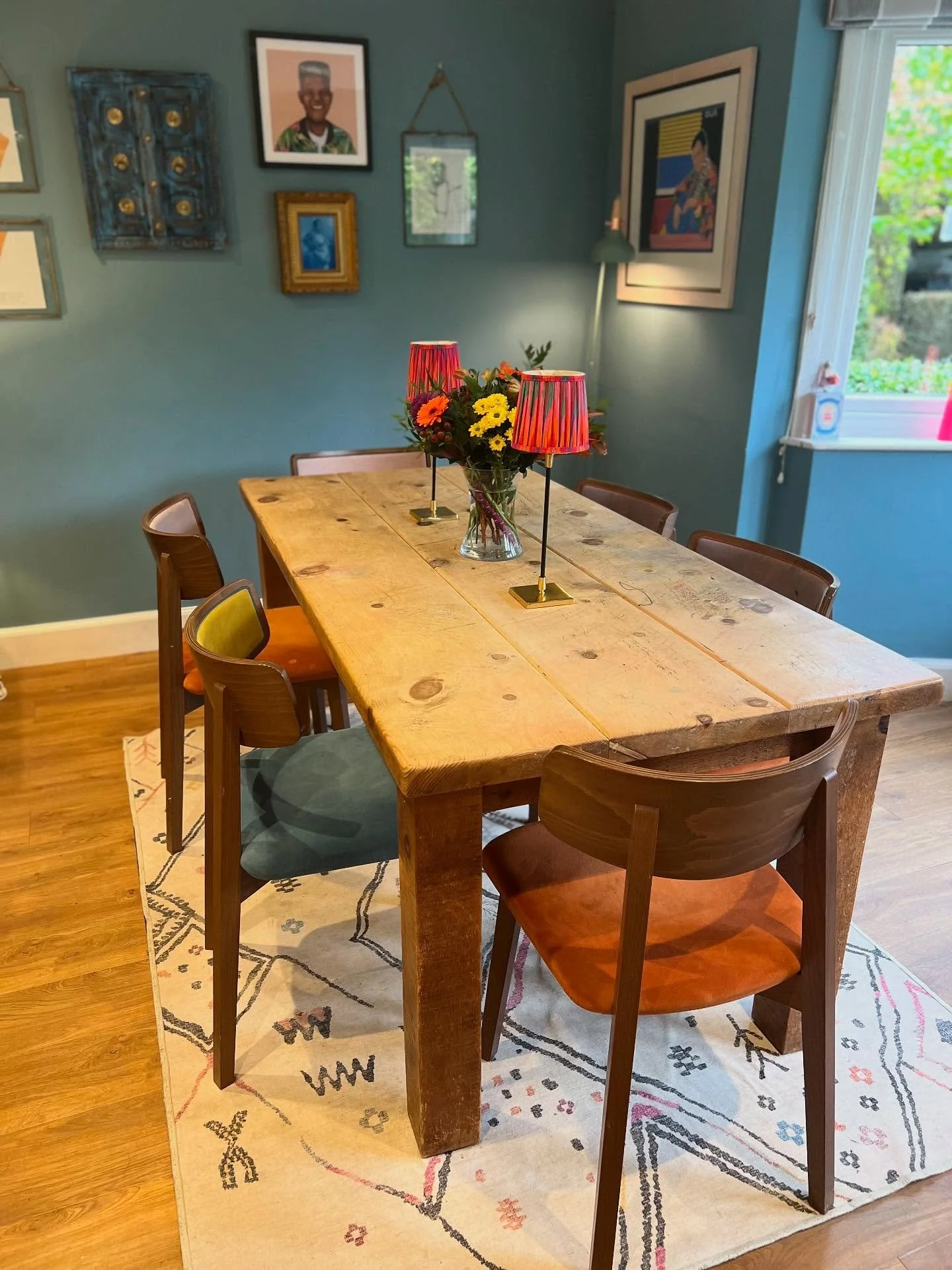 Bringing the Autumn tones indoors 🍁🍂

Add some pops of colour into your kitchen or dining room by reupholstering smaller items of furniture. An easy way to revistalise a room.
You can contact me for any upholster queries and hopefully I can help! 
