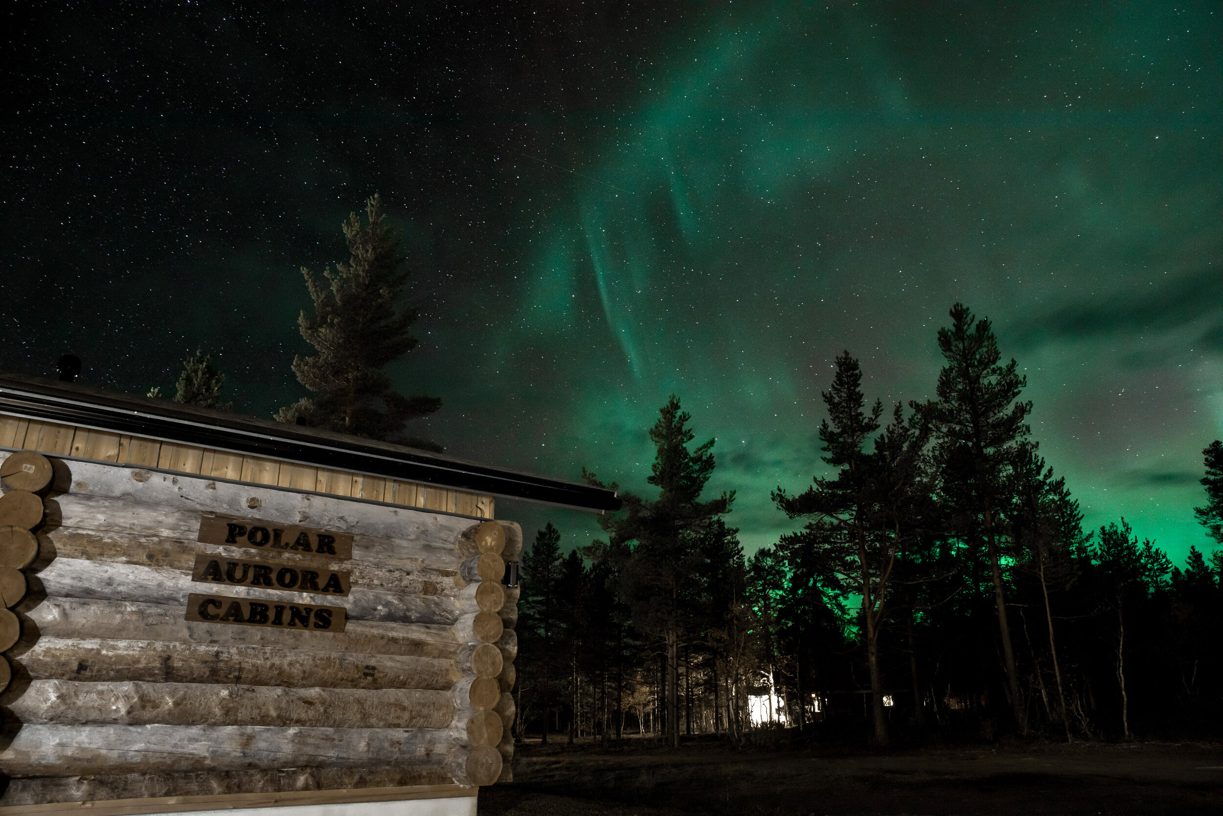 polarauroracabins-4008_edit.jpg