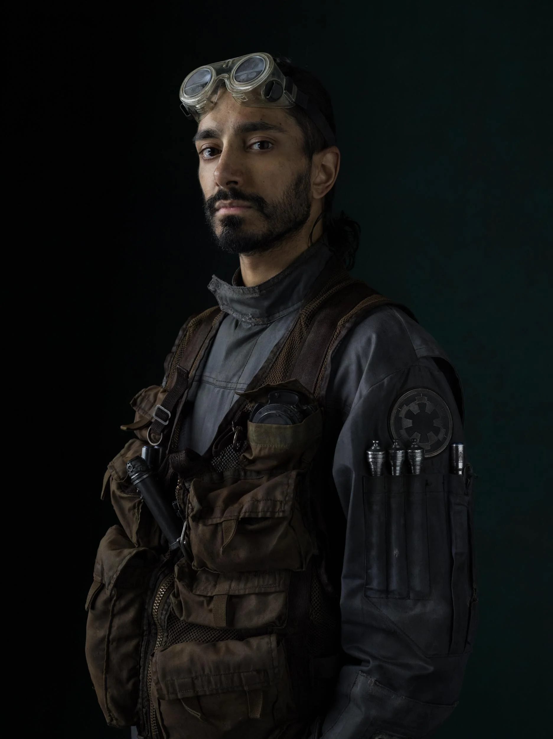 jonathan-olley-Rogue-one-star-wars-bodhi-rook-imperial-pilot-riz-ahmed-rebel-alliance-british-actor.jpg