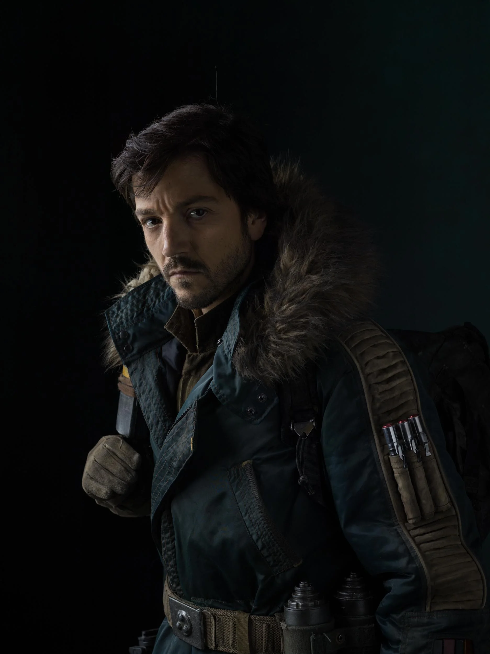 jonathan-olley-Rogue-one-star-wars-cassian-andor-captain-alliance-intelligence-officer-diego-luna-mexican-actor_1.jpg