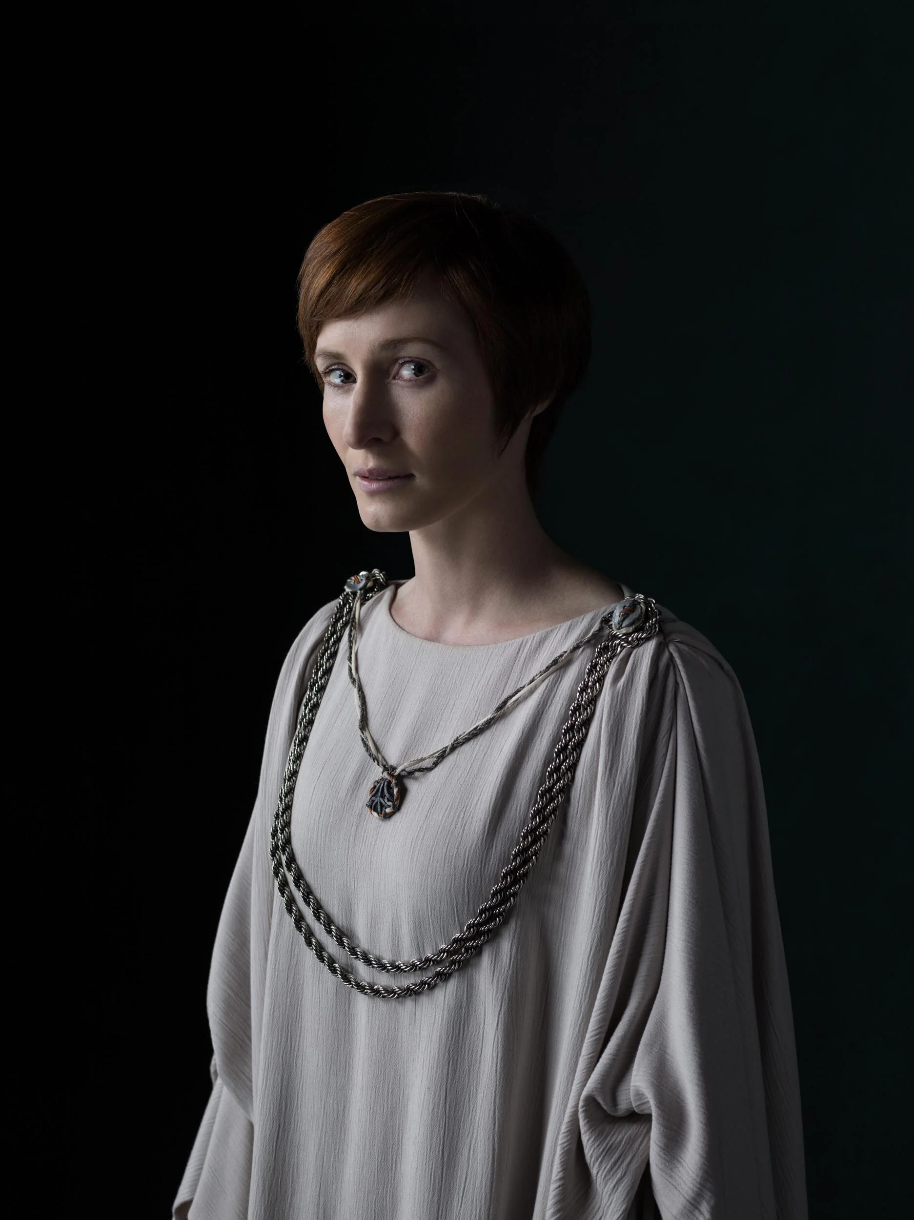 jonathan-olley-Rogue-one-star-wars-mon-mothma-leader-rebel-alliance-genevieve-oreilly-irish-actress.jpg