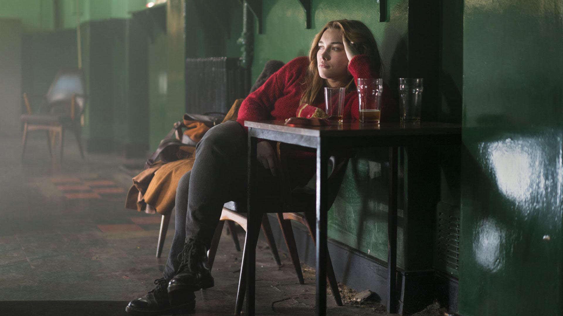 jonathan-olley-florence-pugh-the-little-drummer-girl-british-actor-charlie.jpg