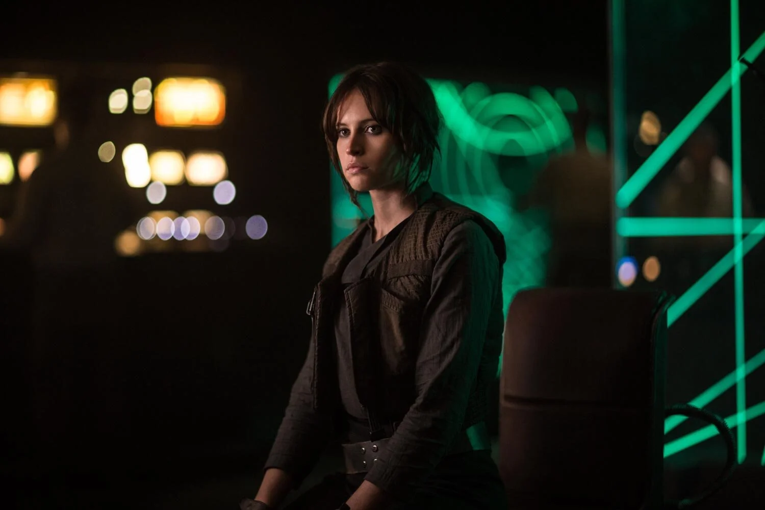 jonathan-olley-Rogue-one-star-wars-felicity-jones-jyn-erso-rebel-hero-death-star-british-actress_18.jpg