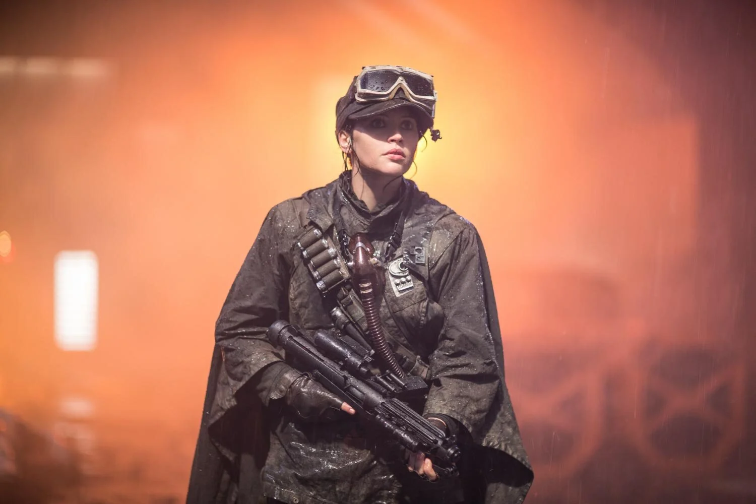 jonathan-olley-Rogue-one-star-wars-felicity-jones-jyn-erso-rebel-hero-death-star-british-actress_31.jpg