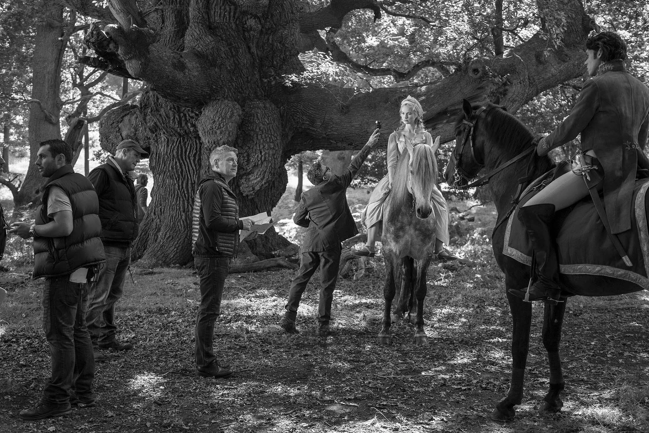 kenneth-branagh-lilly-james-richard-madden-harris-zamboulakis-director-dop-actors-cinderella-disney-jonathan-olley-unit-film-movie-still-photography.jpg
