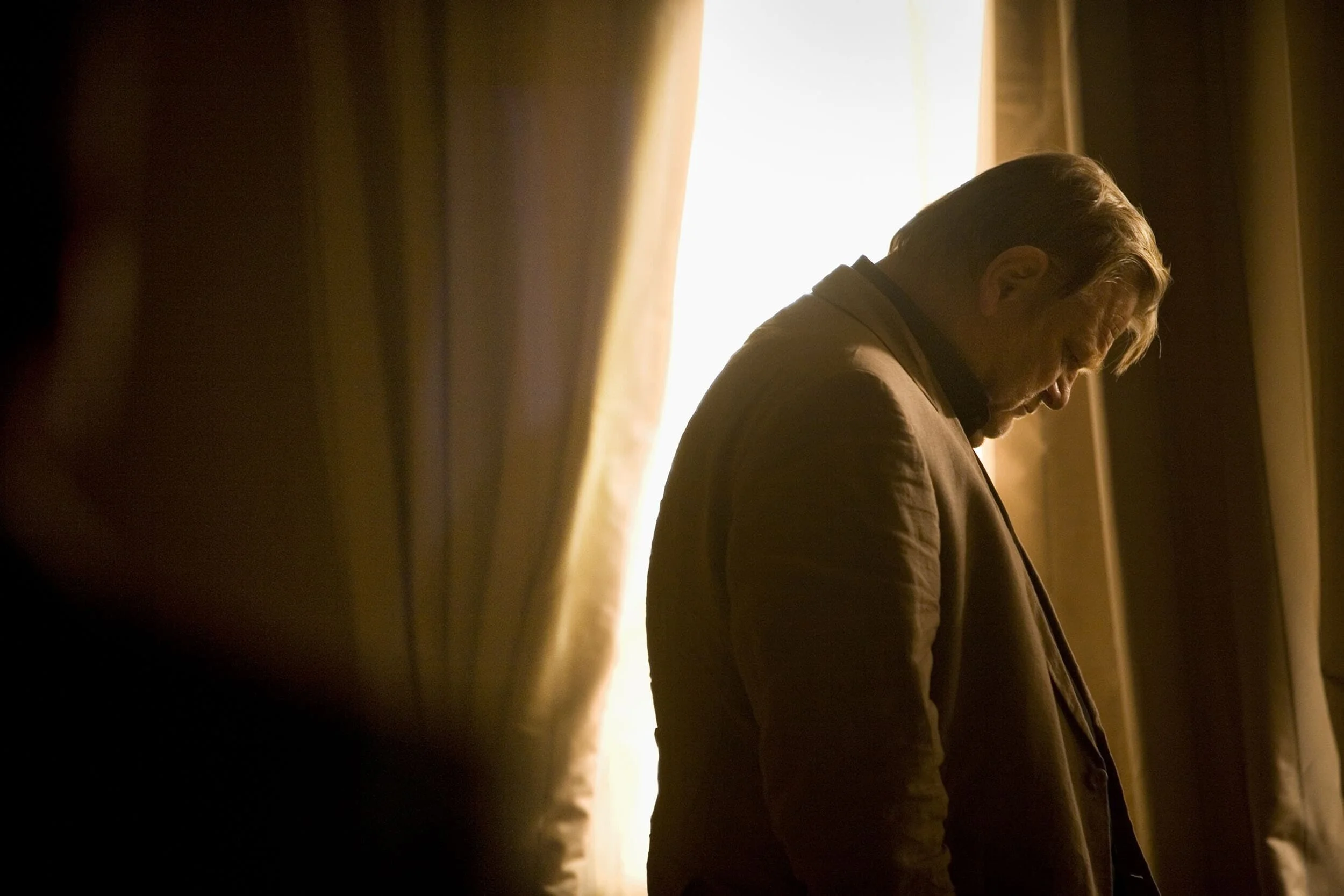 brendan-gleeson-war-action-thriller-green-zone-paul-greengrass-director-jonathan-olley-unit-still-movie-photography.jpg