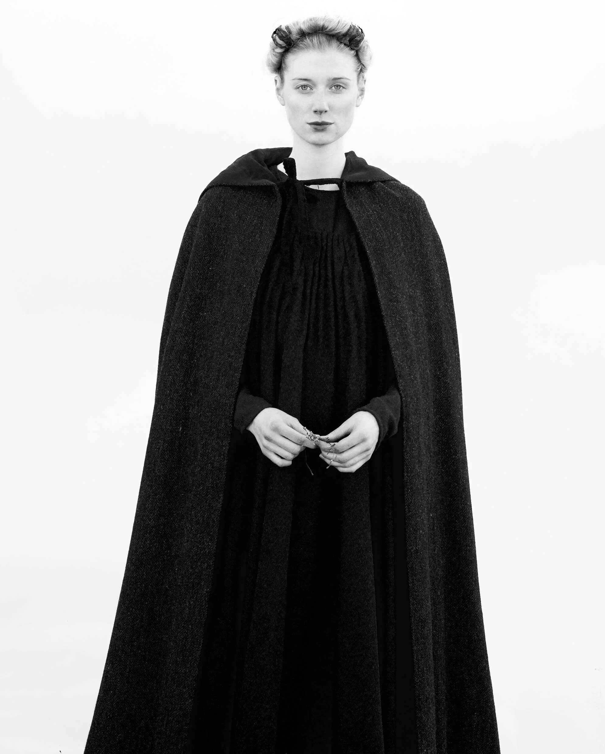 elizabeth-debicki-lady-macduff-behind-the-scenes-jonathan-olley-unit-film-movie-still-special-photographer-photography-justin-kurzel-director.jpg