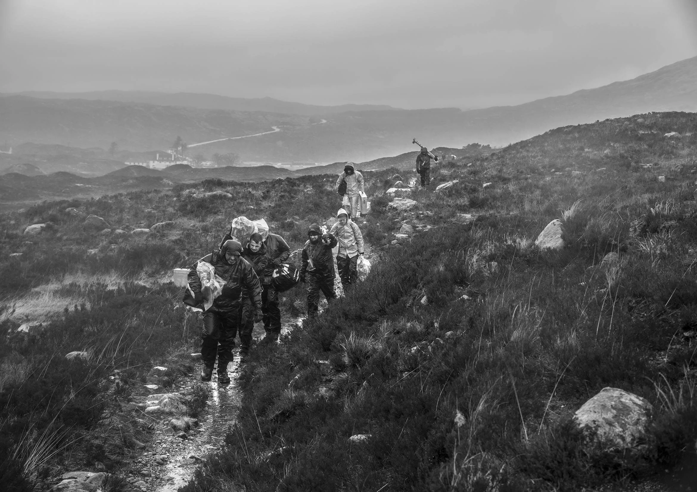 isle-of-skye-scotland-sligachan-crew-bad-weather-storm-macbeth-behind-the-scenes-jonathan-olley-unit-film-movie-still-special-photographer-photography-justin-kurzel-director.jpg
