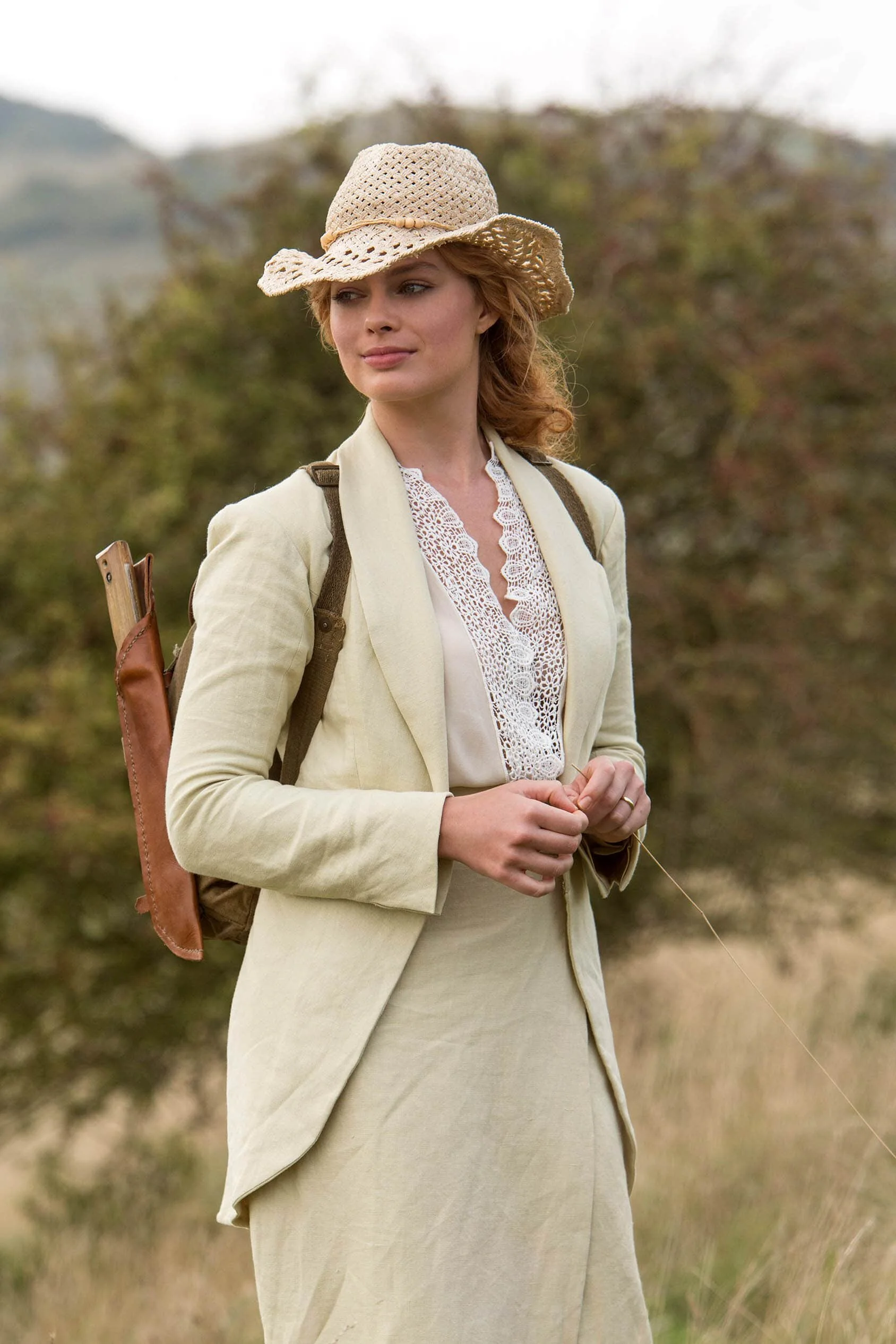 margot-robbie-jane-the-legend-of-tarzan-jonathan-olley-unit-film-movie-still-photography-ivinghoe-beacon.jpg