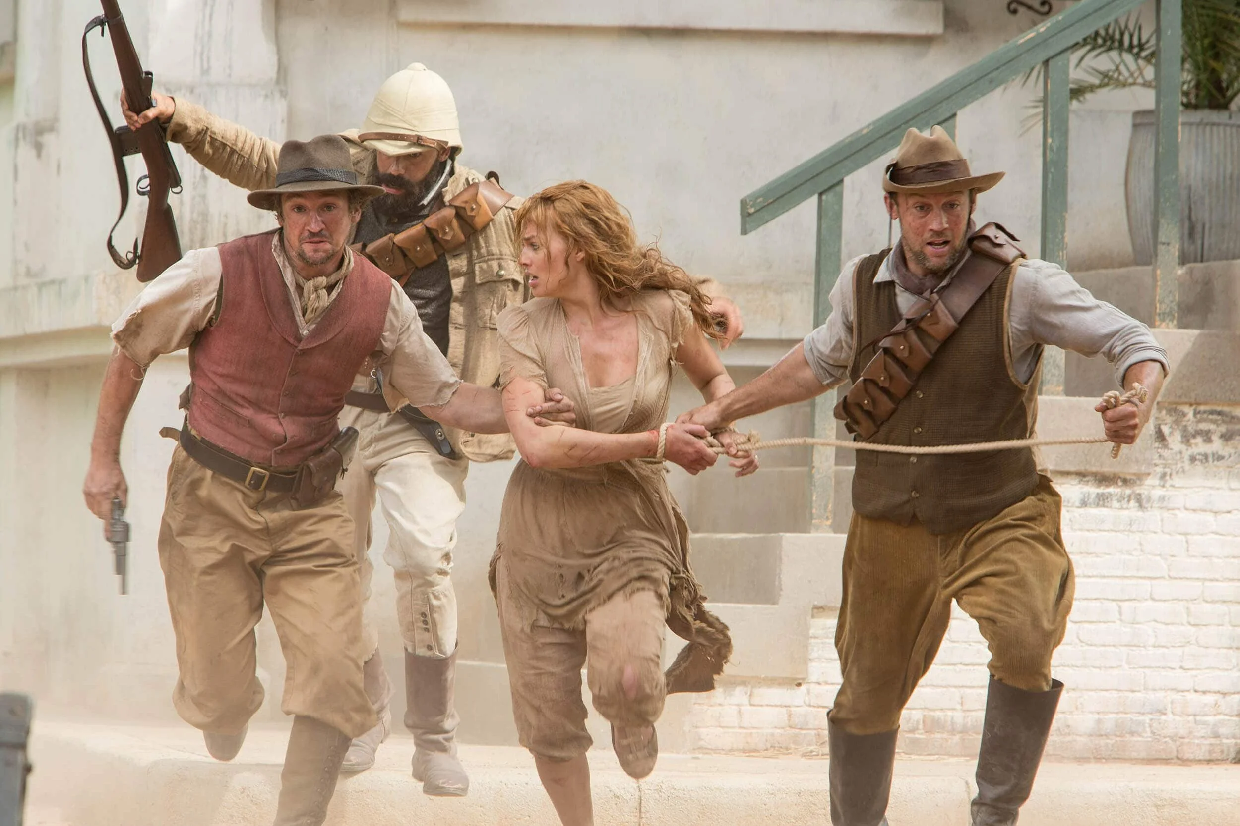 the-legend-of-tarzan-margot-robbie-australian-actor-jonathan-olley-unit-still-photography-david-yates-director.jpg