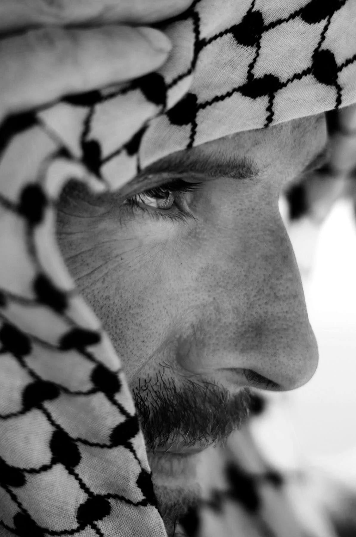 ralph-fiennes-the-hurt-locker-war-action-thriller-oscar-winner-best-picture-kathryn-bigelow-director-jonathan-olley-unit-still-movie-photography.jpg