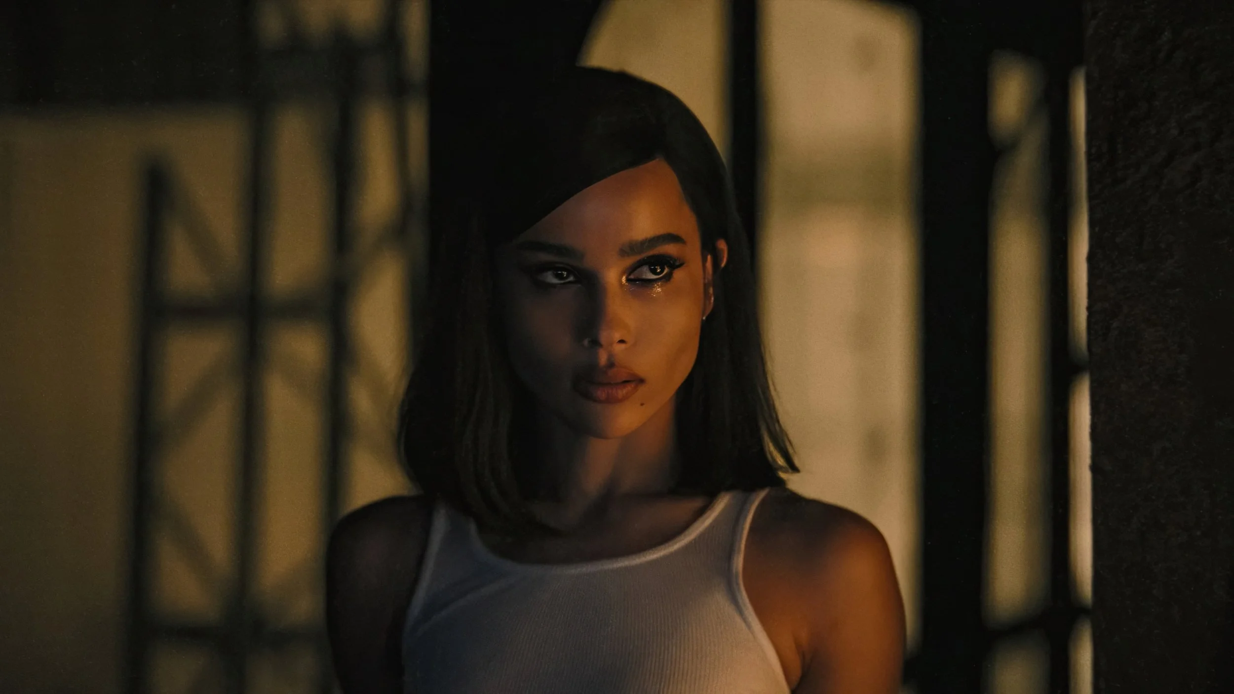 jonathan-olley-the-batman-zoe-kravitz-warner-bros-unit-stills-movie-film-stills-photography_17.jpg