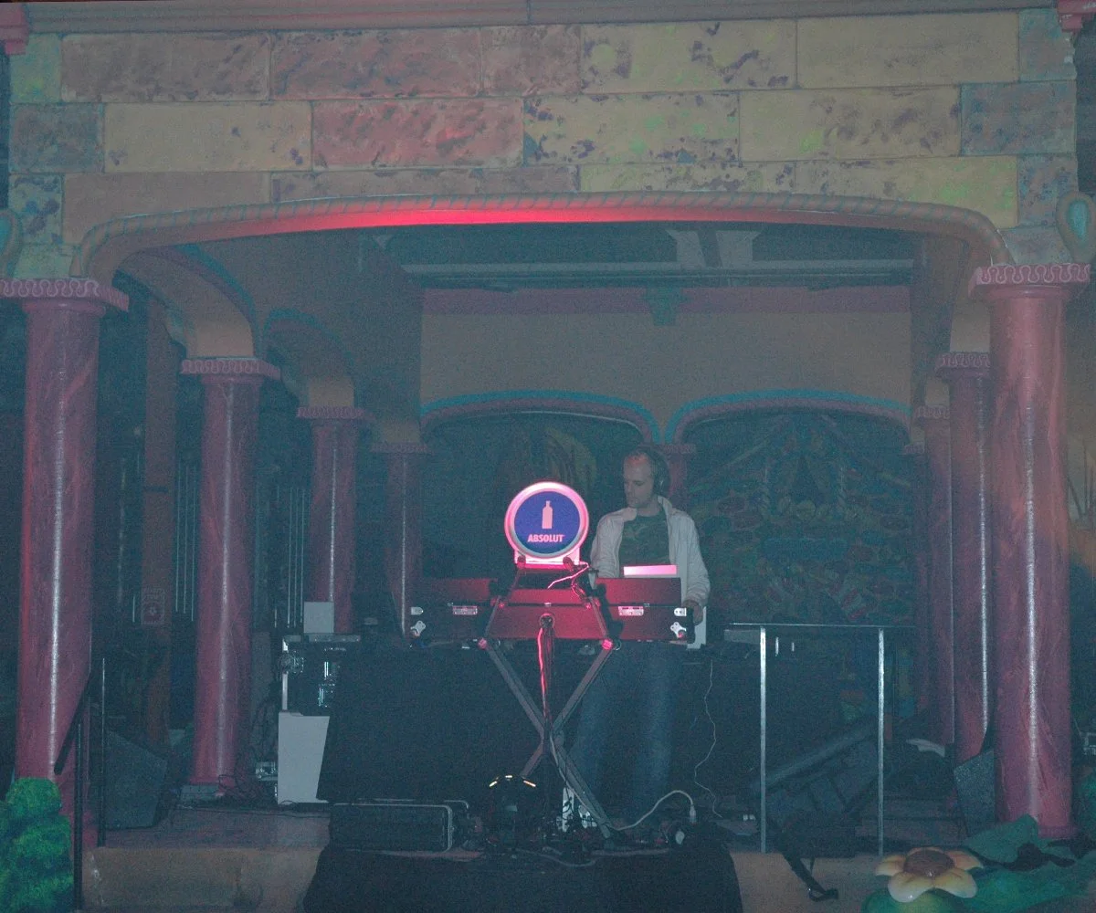 Djing on a Float 2005.jpg