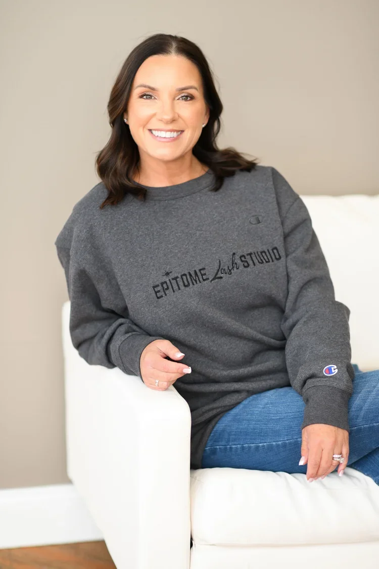 Cindy Richard, owner & experienced lash artist in Milton, MA