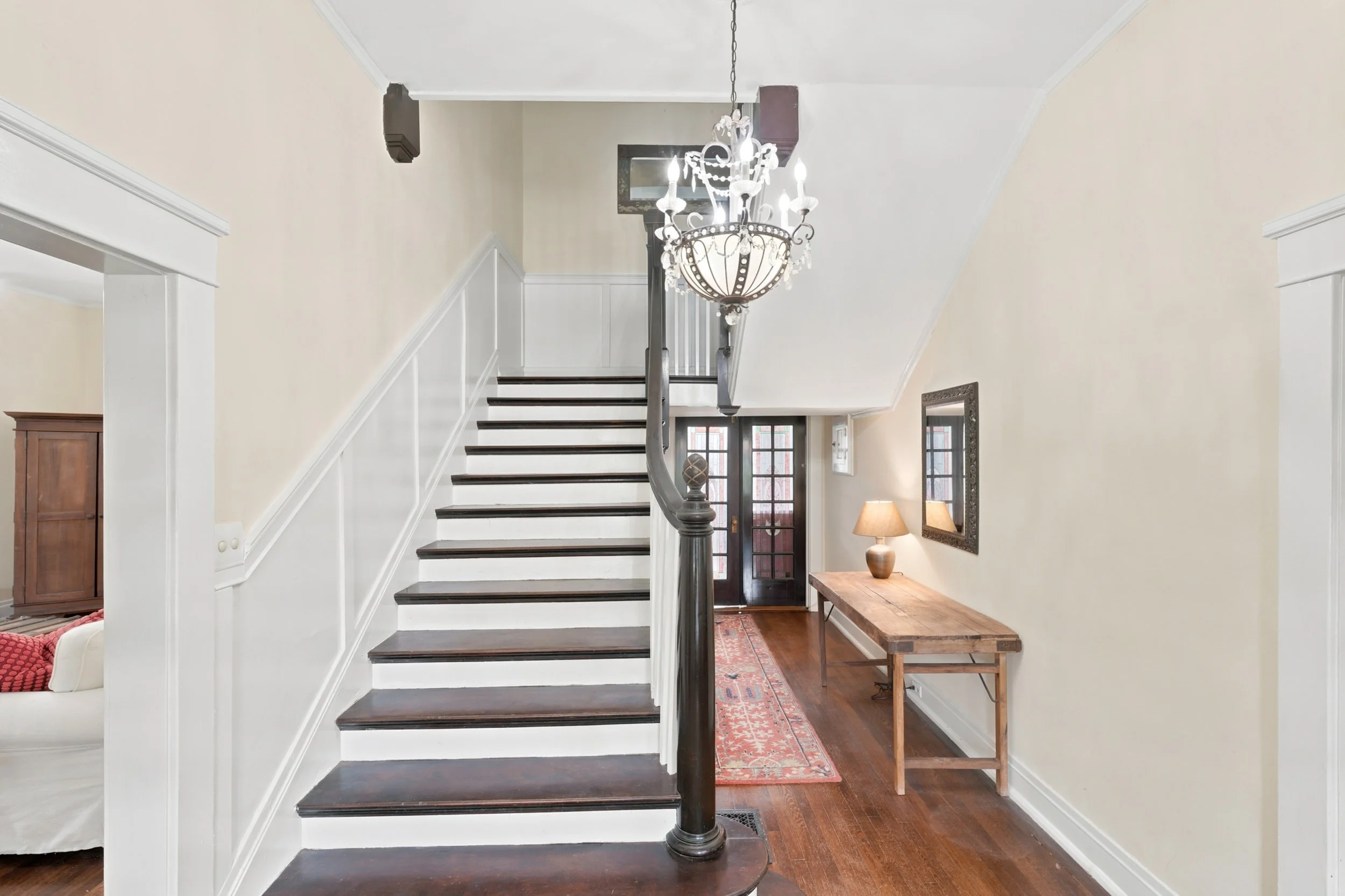 013_ajWP.jpg