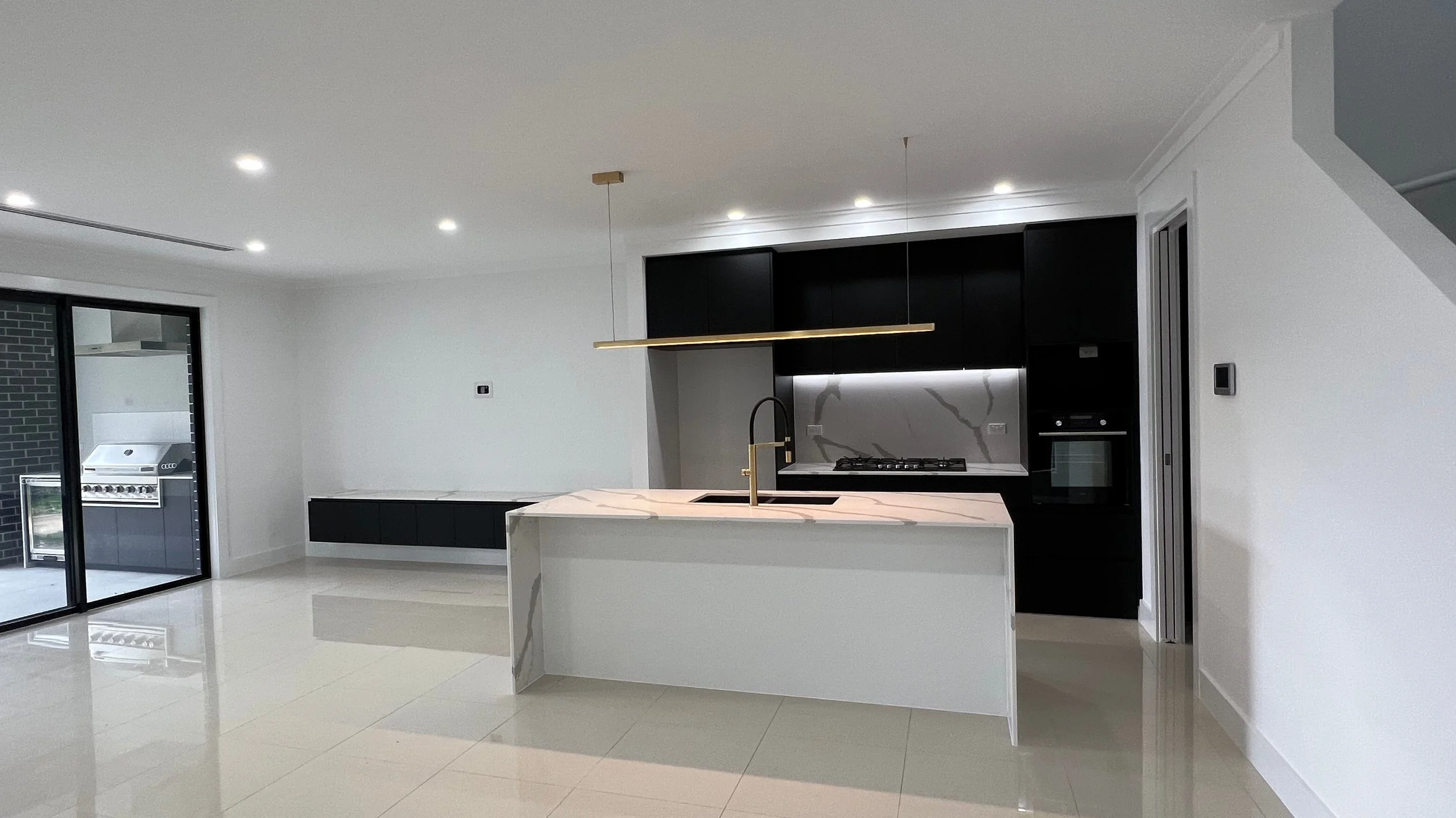 kitchen 1.jpg